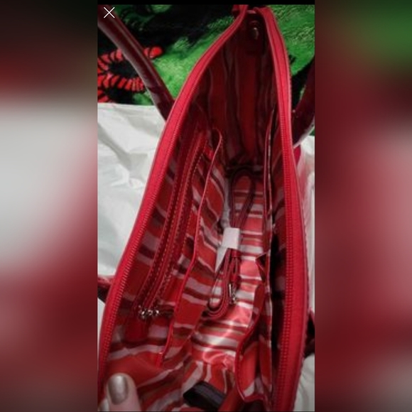 Grace Adele Red shoulder bag - Picture 2 of 3